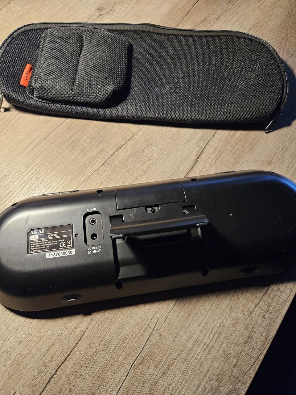 Zgan draagbare Akai Ipod/iphone speaker ASB41 speakerdock