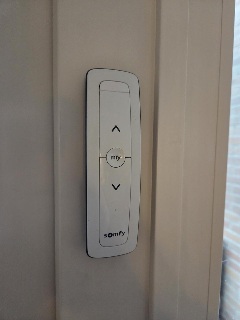 Zonnescherm Somfy motor