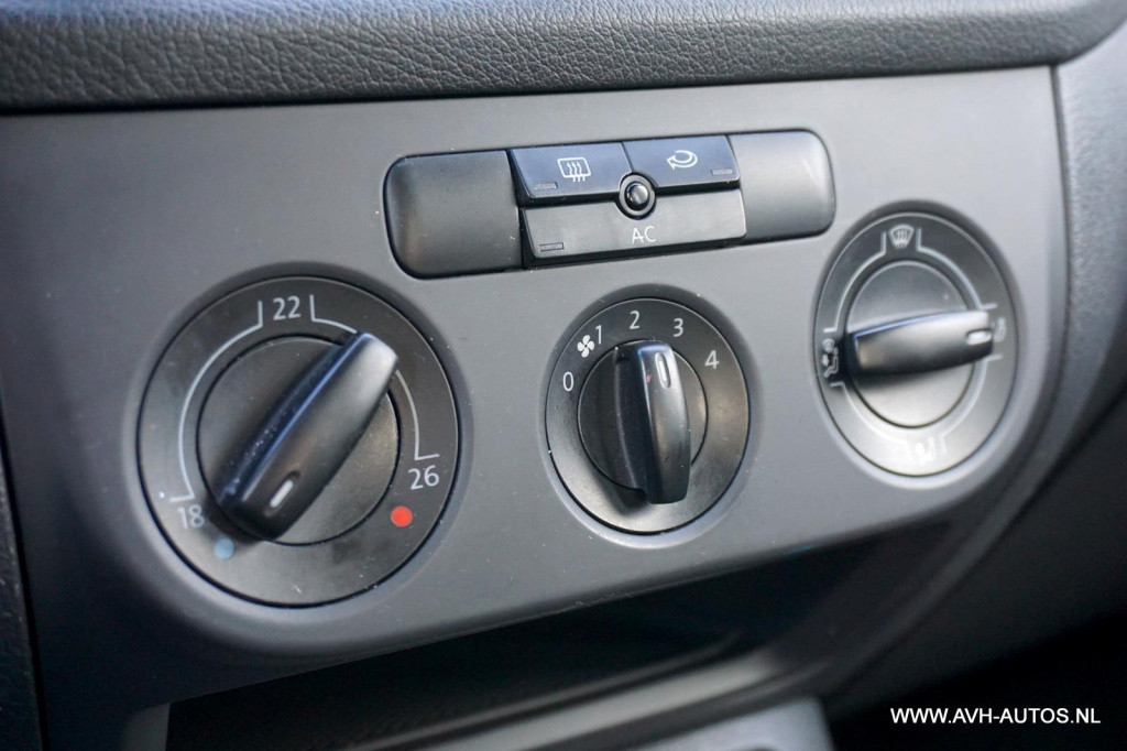 Volkswagen Golf Plus 1.6 fsi optive 3