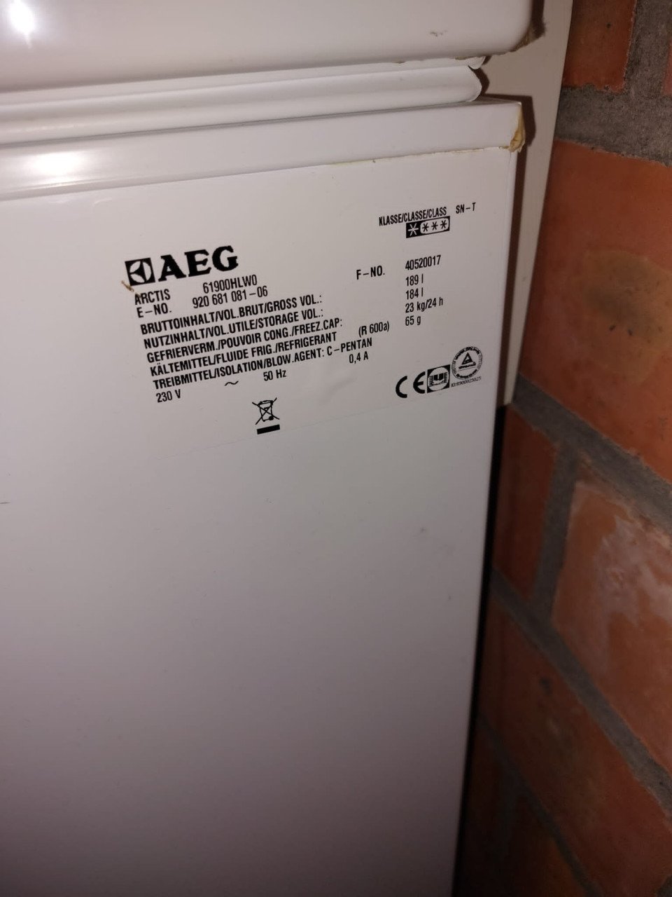 Diepvrieskist - AEG Arctis 61900HLW0 – 184 liter