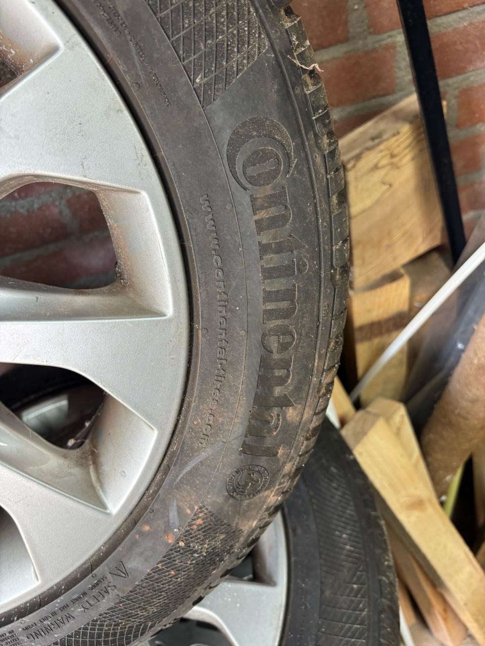 Winterbanden met velg continental