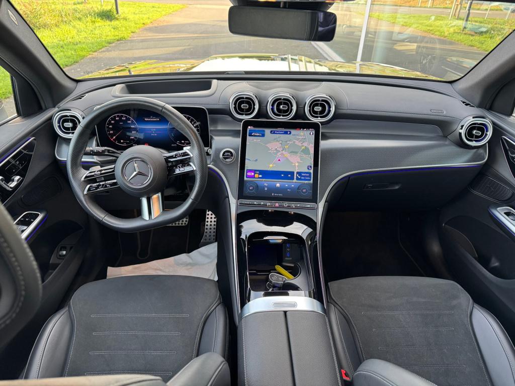Mercedes-Benz Glc 300e 4matic amg line advanced plus automaat ,panoramaschu