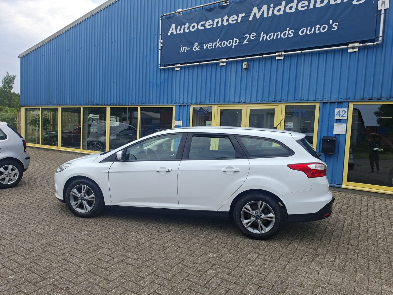 Ford FOCUS 1.0 Ecoboost Edition station bj:2014 airco lm-velgen