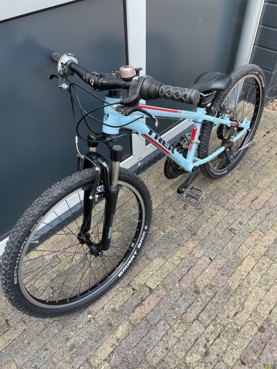 Trek Superfly 24