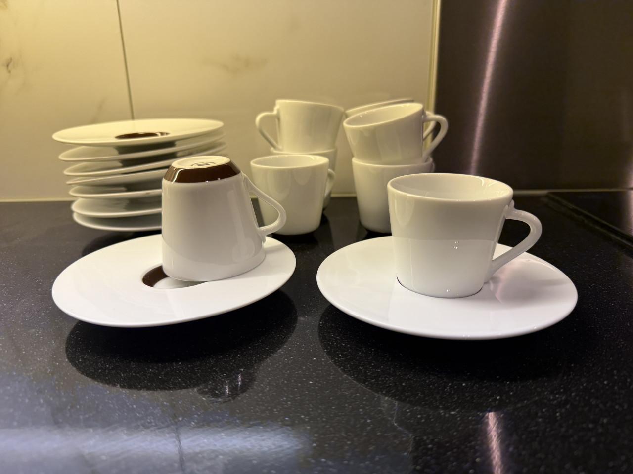 Nespresso Collection Andrée Putman espresso kopjes met schotels 9x