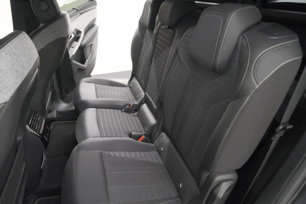 Peugeot 5008 1.2 hybrid 136 gt 7p | adaptieve cruise control | camera | ele