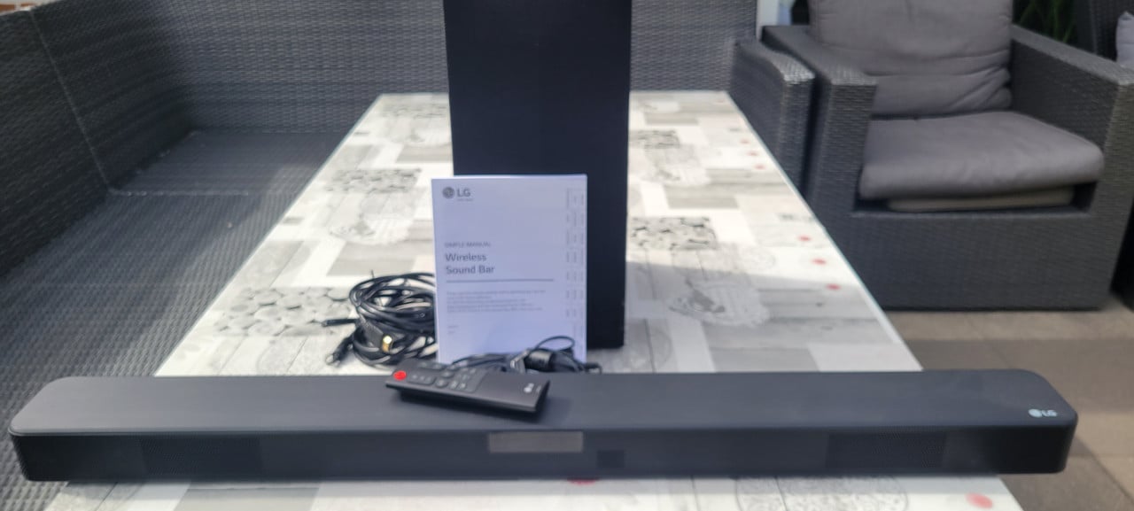 Wireless soundbar