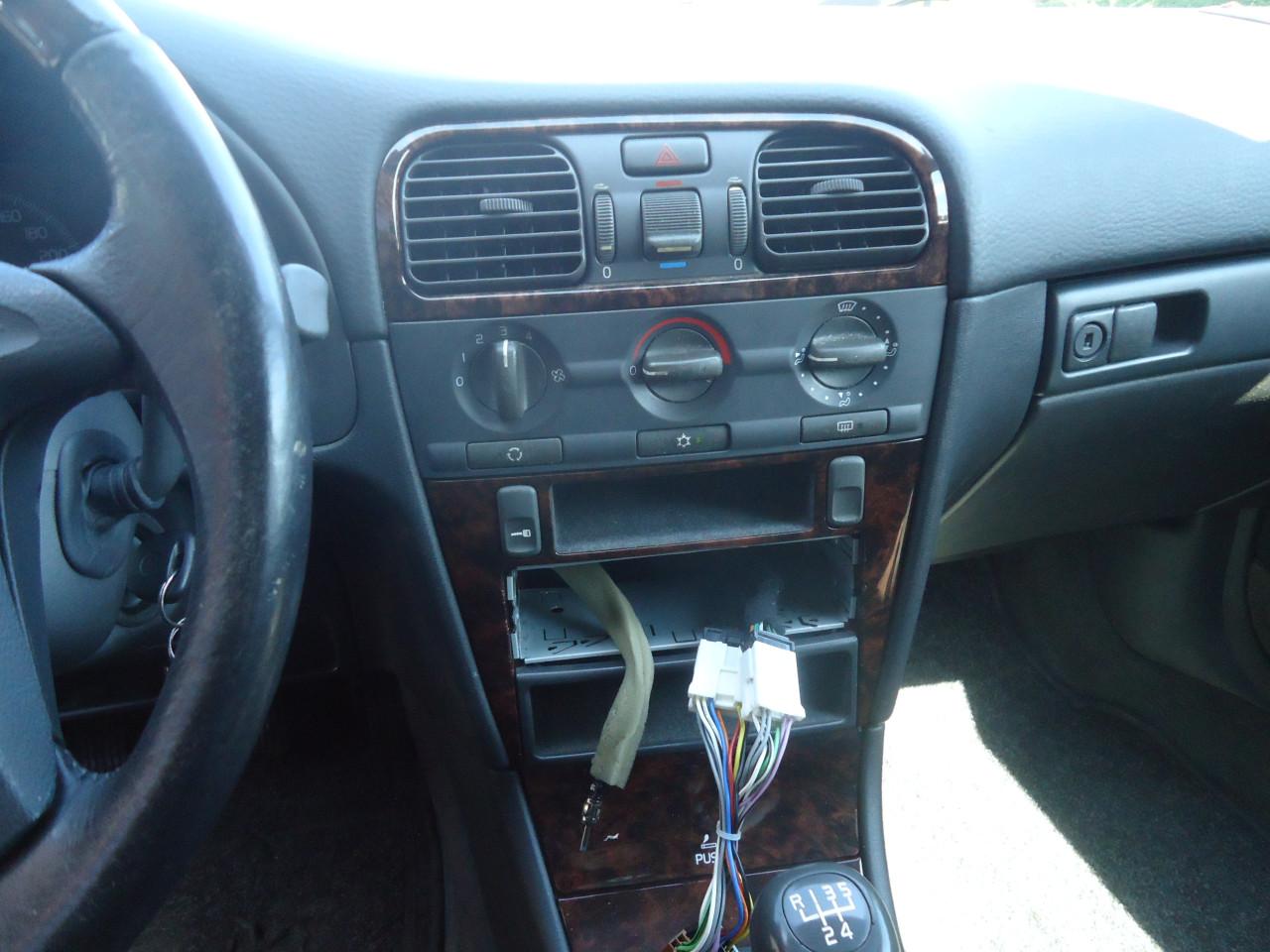 VOLVO S40 1.8 EXCLUSIVE