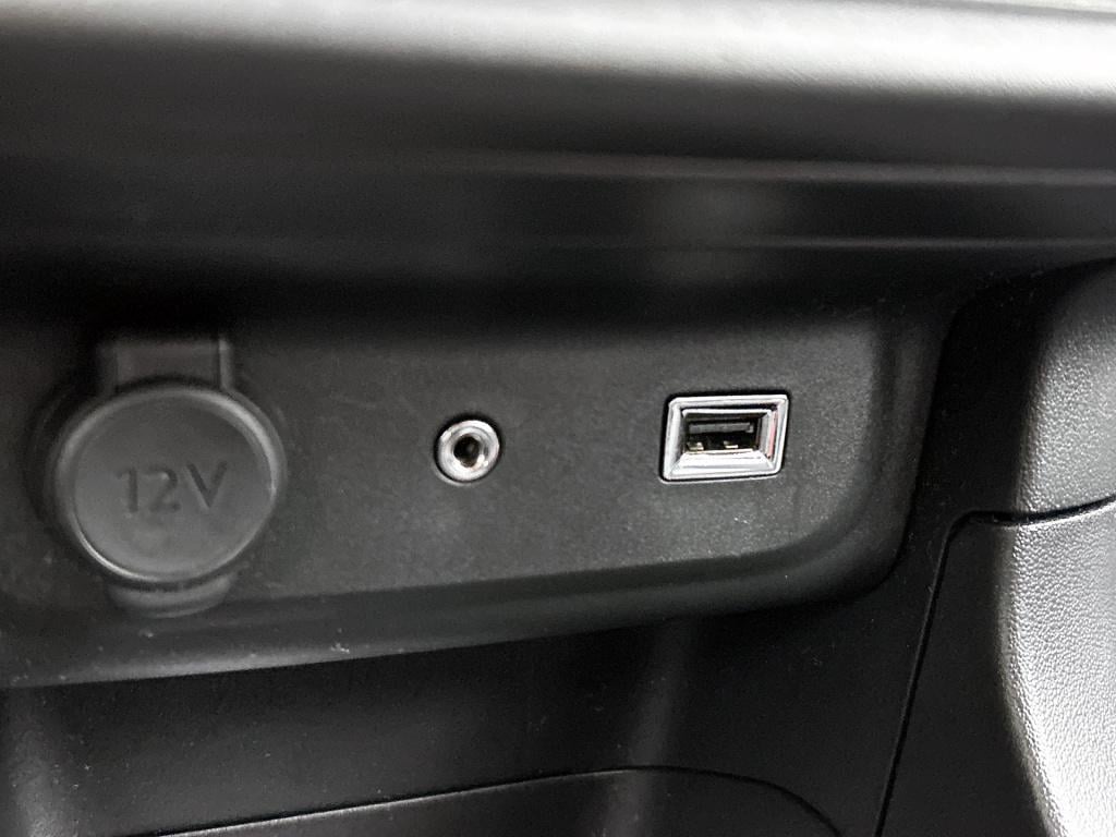 Citroen C3 110 pk shine | rijklaar | camera | navigatie | 17" lmv |