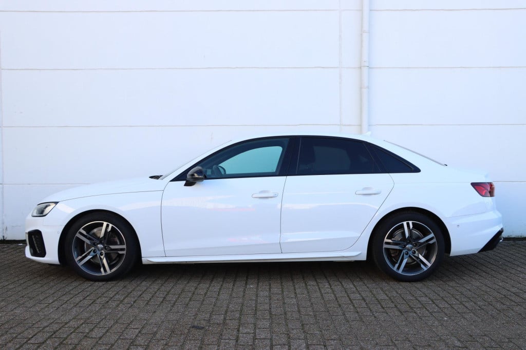 Audi A4 limousine 35 tfsi s edition 150pk s-tronic
