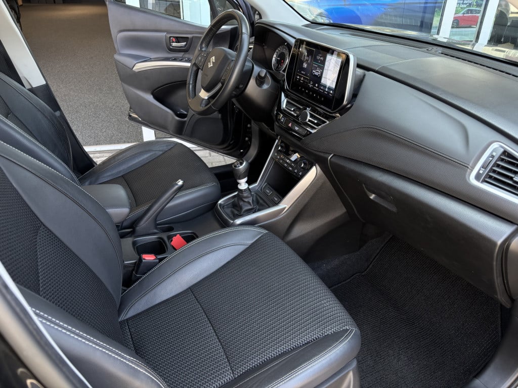 Suzuki Sx4 S-cross style 1.4 boosterjet smart hybrid/panoramadak