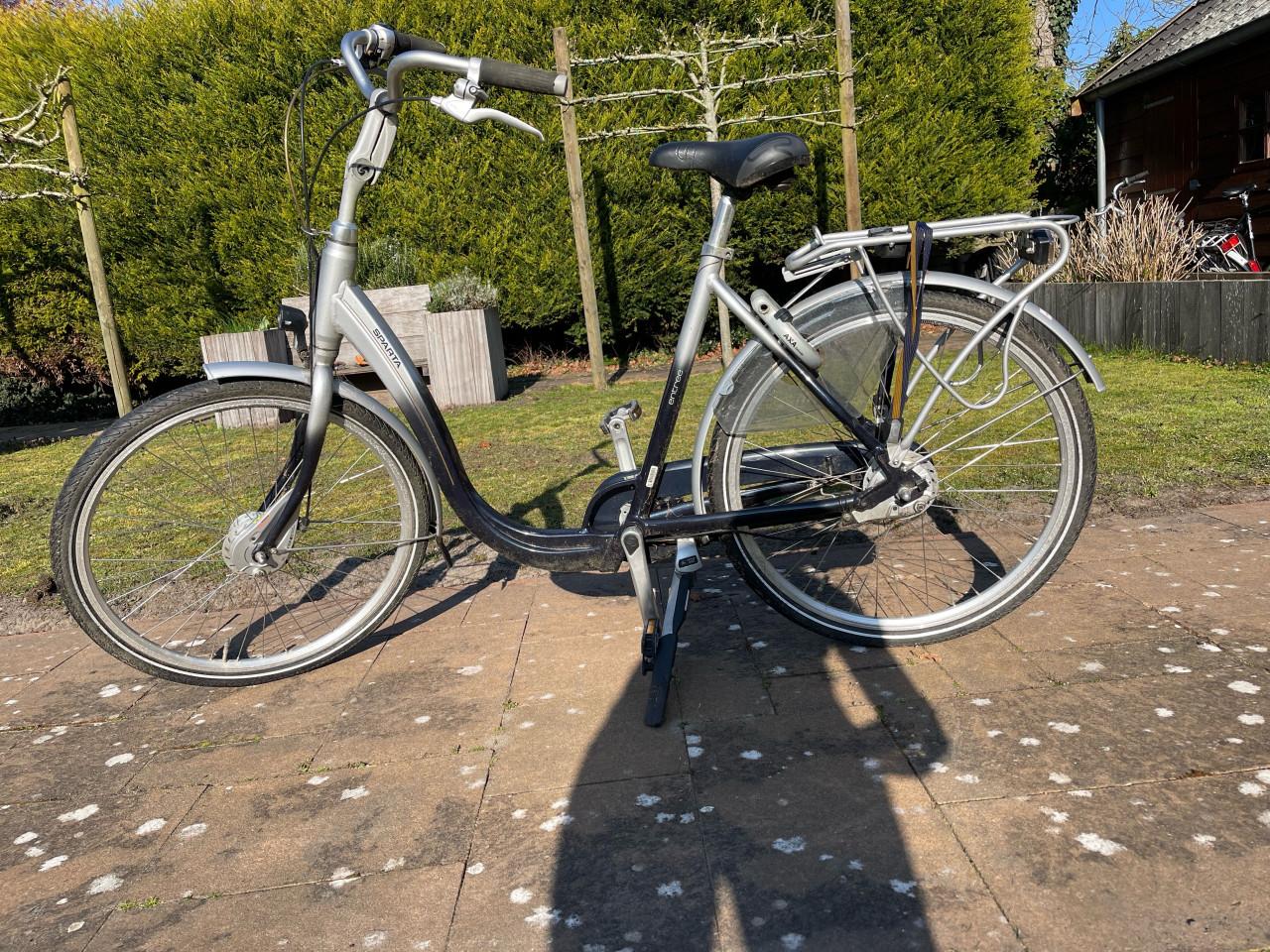 Kleine damesfiets Sparta met lage instap