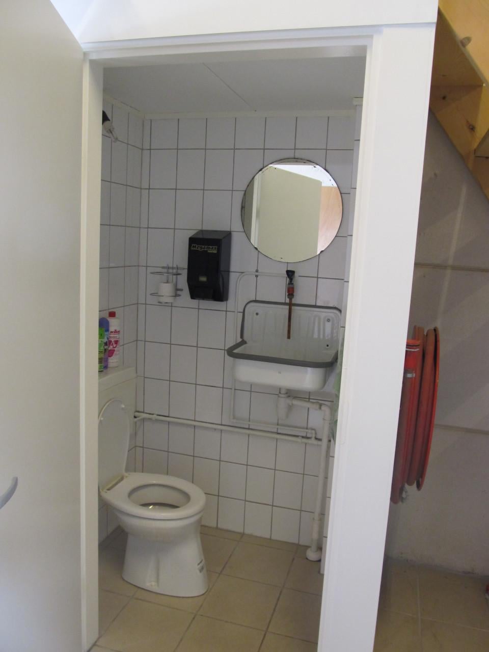 Bedrijfsruimte op Arnestein in Middelburg te koop