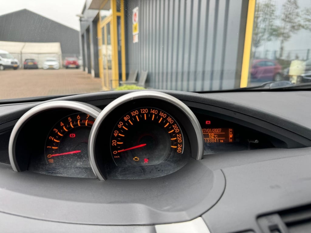 Toyota Corolla Verso 1.6 vvt-i comfort