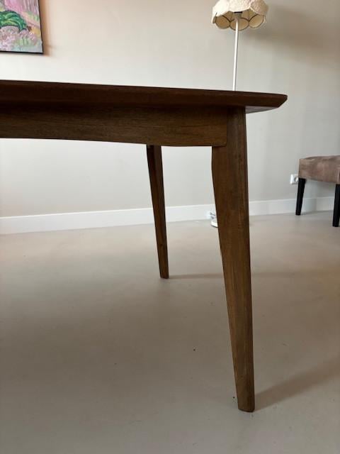 Tafel L220cm B105cm H76cm