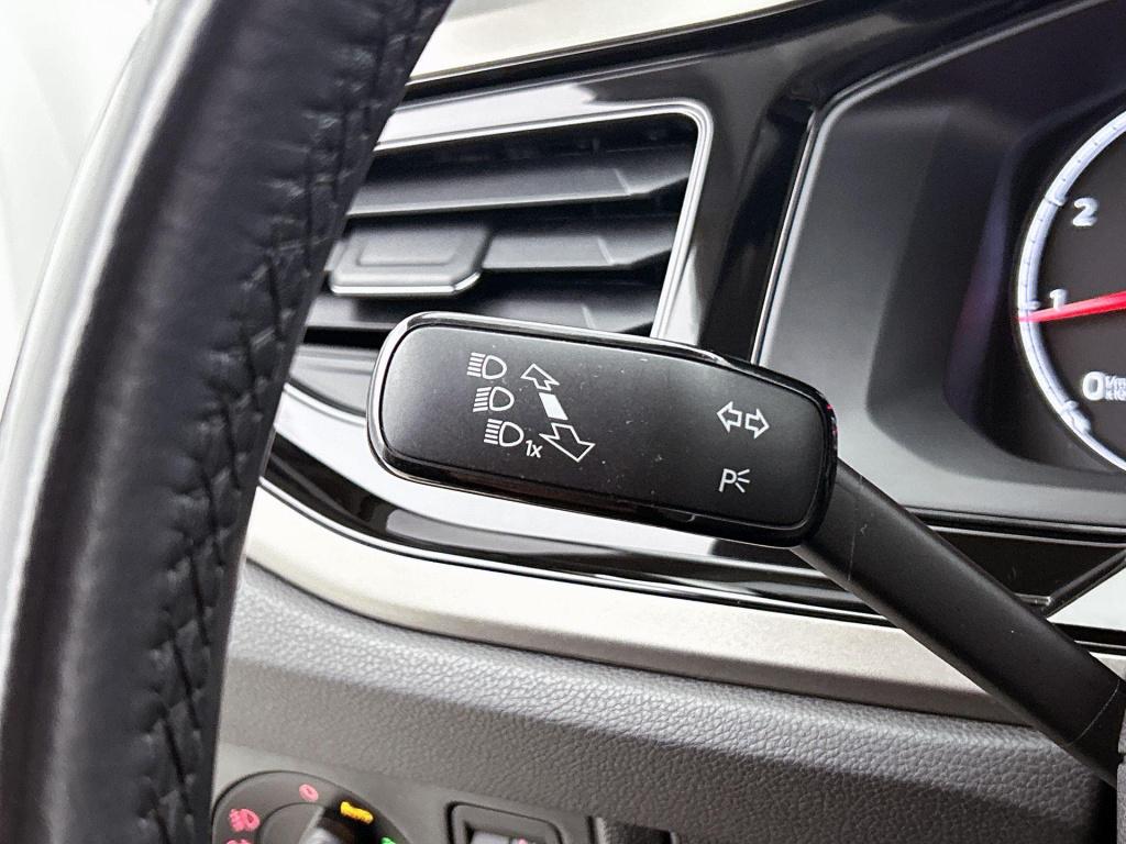 Volkswagen Polo 1.0 tsi r-line edition | automaat | lmv | apple carplay | c