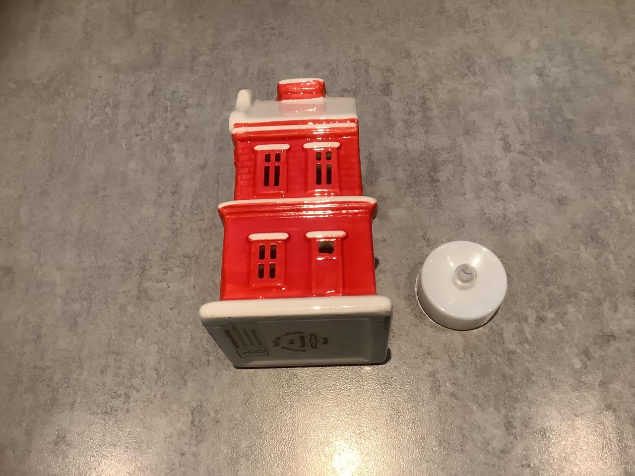 Postcodeloterij Huisje Nr. 5 met lichtje