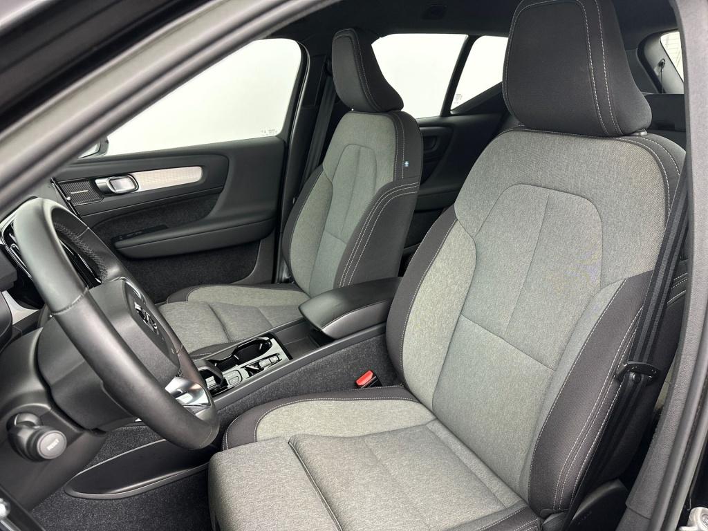 Volvo XC40 t5 262pk recharge r-design| camera| keyless| dab+