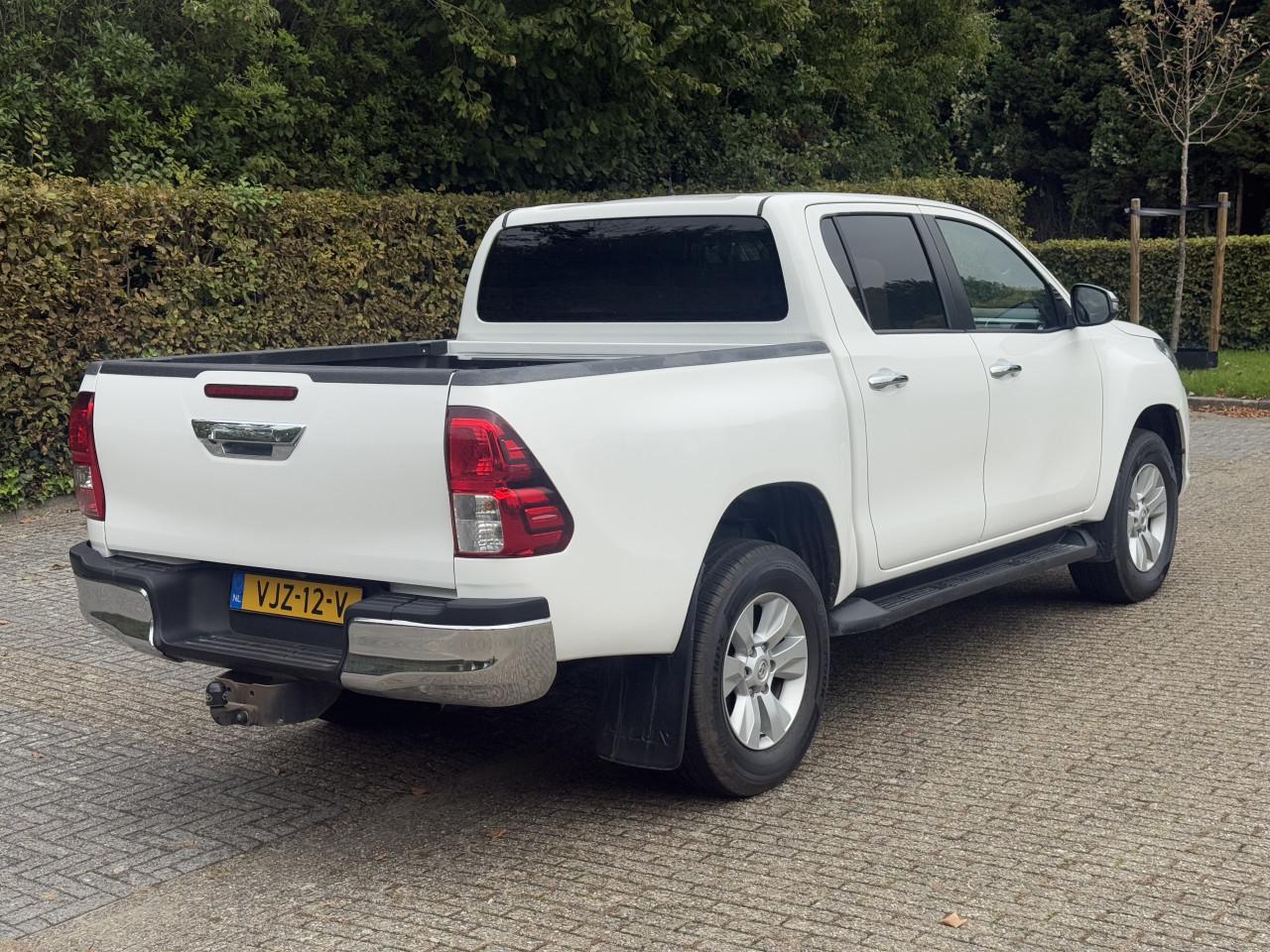 Toyota HiLux - HiLux - 2.4 D-4D Cool Comfort Double Cab Automaat| BTW |