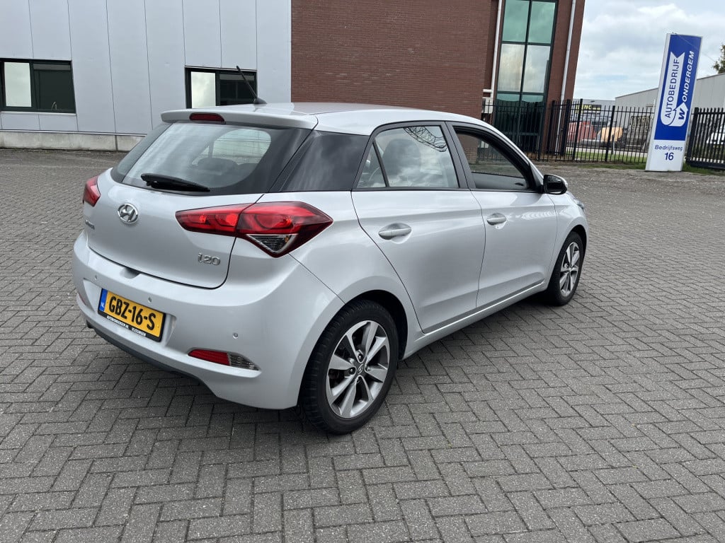 Hyundai I 20 1.2 hp i-motion premium 42 dkm