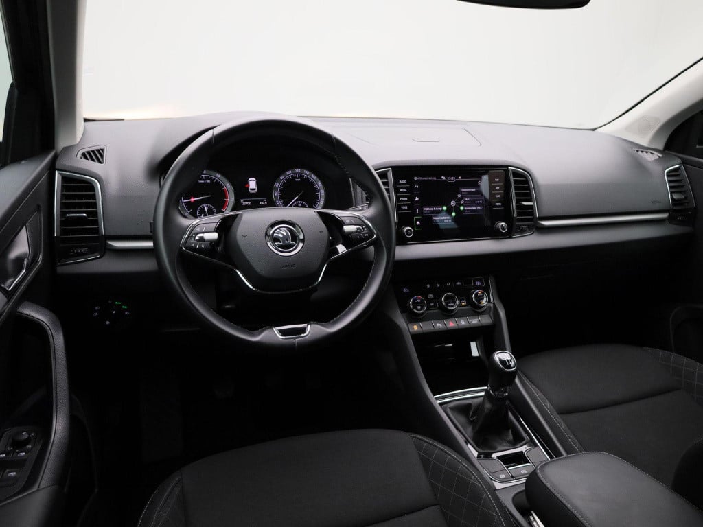 Skoda Karoq 1.0 tsi business edition | navigatie | apple carplay / android 