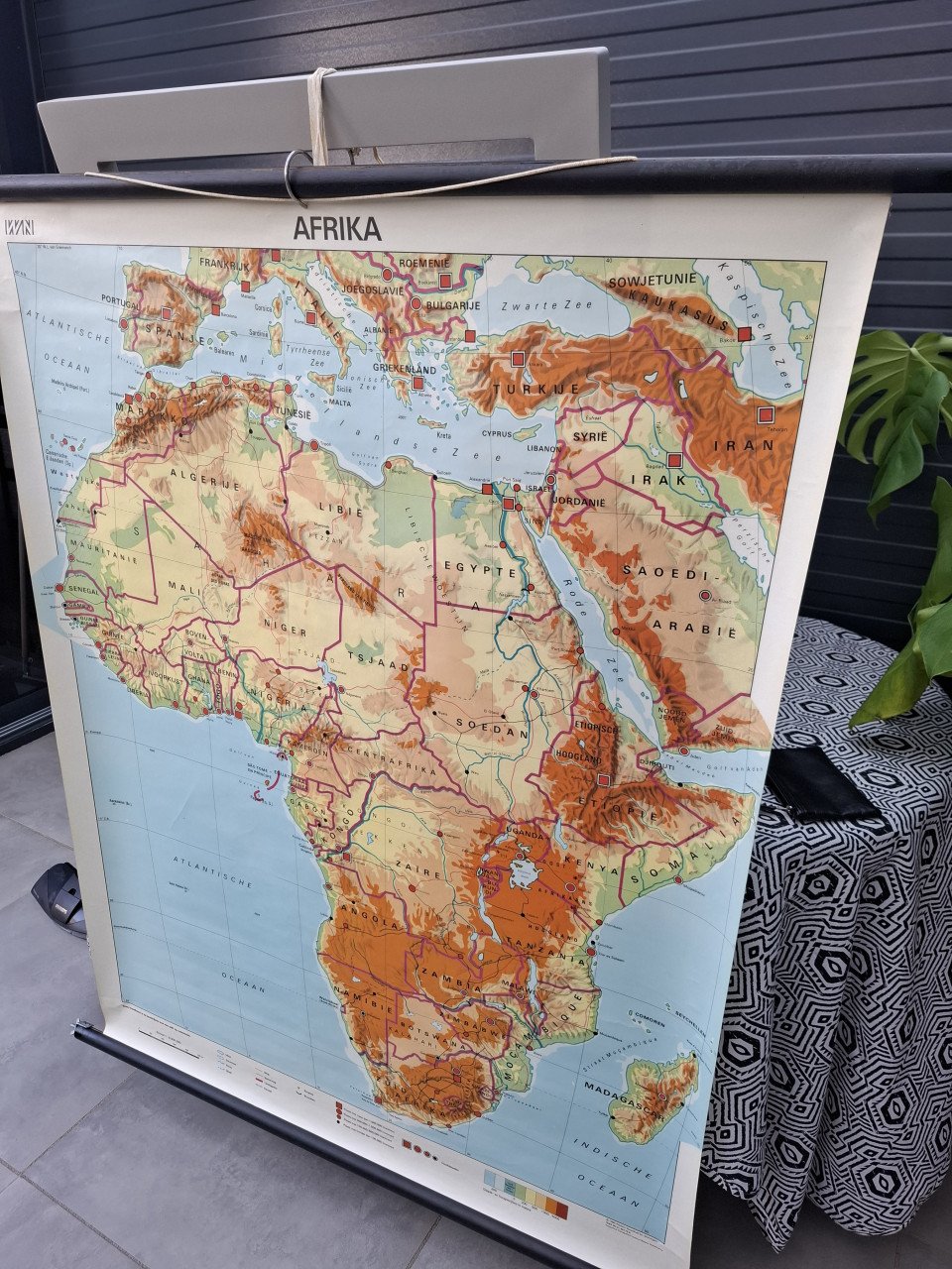 Vintage schoolkaart Afrika 1980.