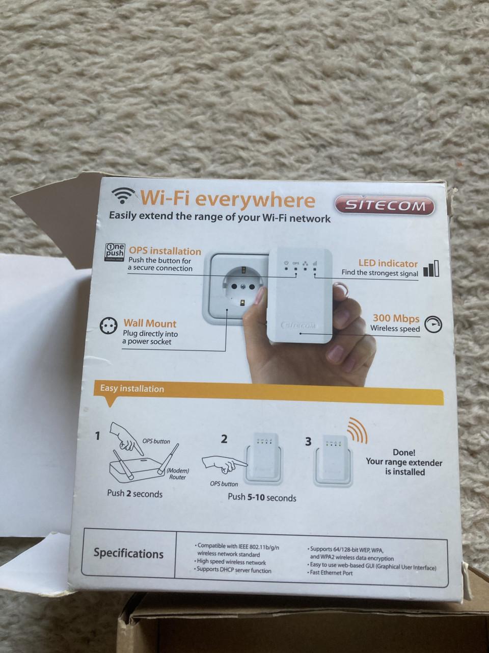 2x Wifi range extenders TPlink en Sitecom