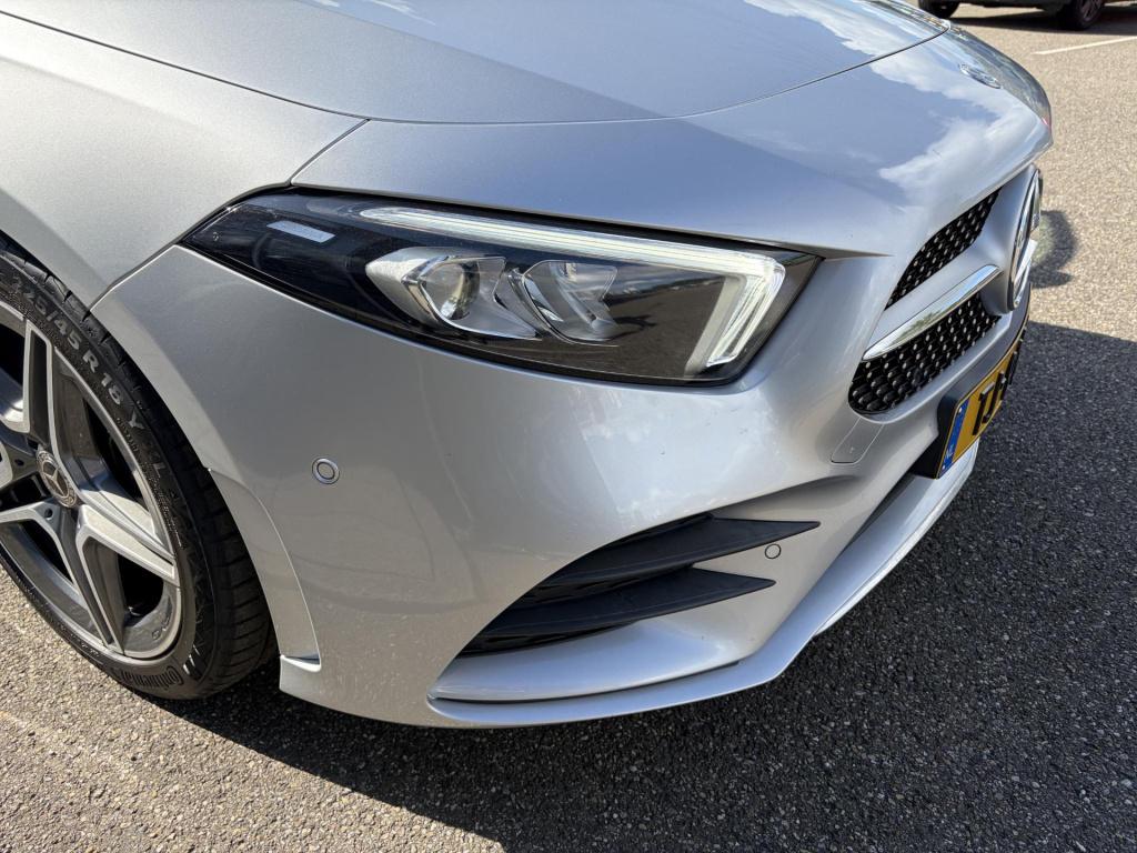 Mercedes-Benz A-Klasse 200 business solution amg bomvol|panoramadak|afneemb