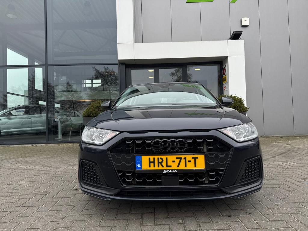 Audi A1 Sportback 35 tfsi 1.5 * 150pk! * navigatie * cruise control *stoelv