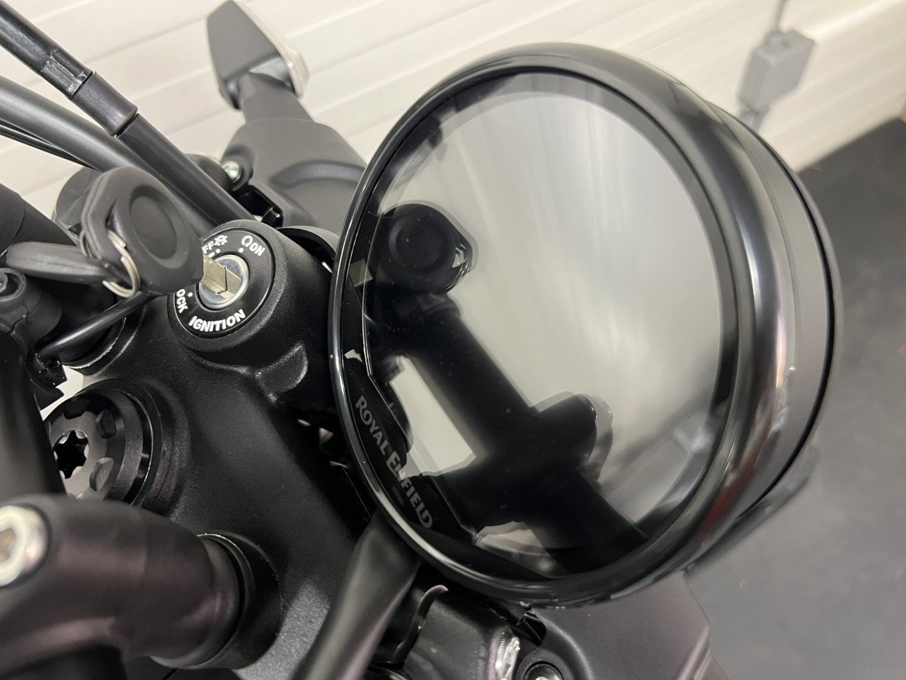 Nieuw de Royal Enfield Guerrilla 450! Nu op voorraad!