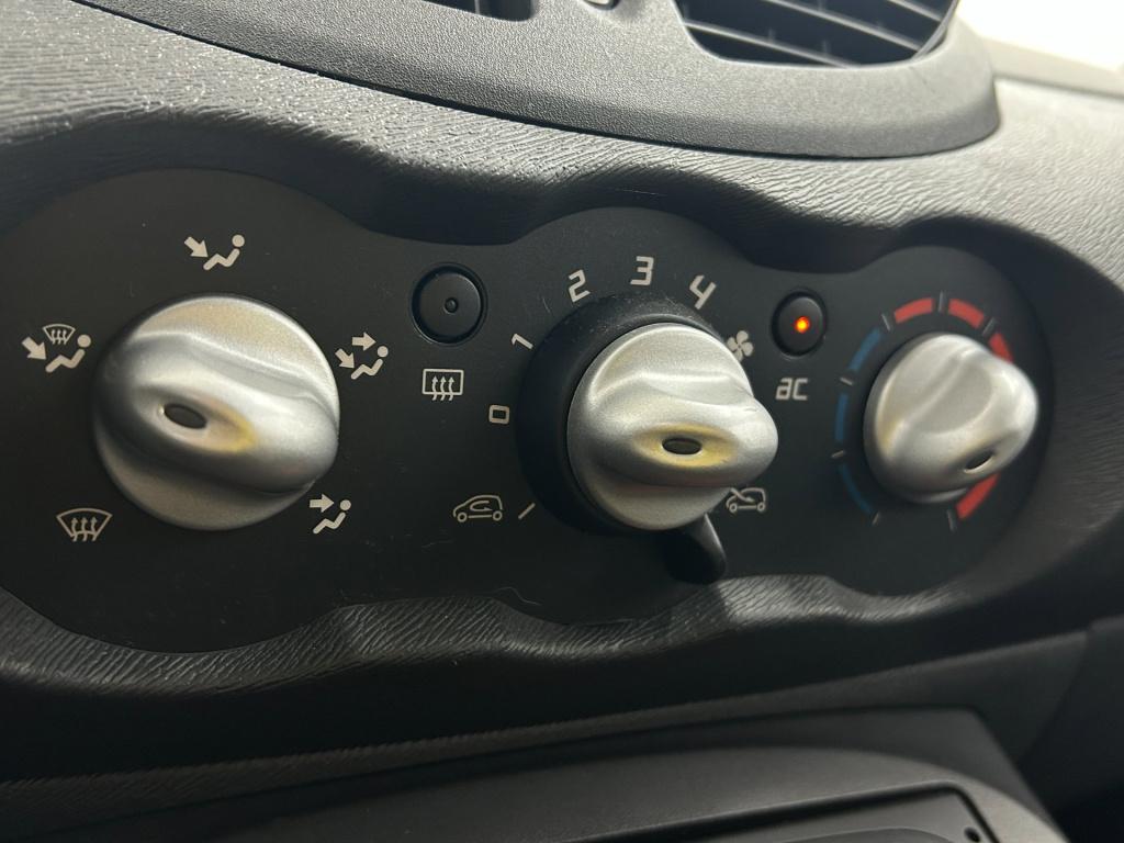 Renault Twingo occasion 1.2-16v authentique | zwart | tweedehands renault t