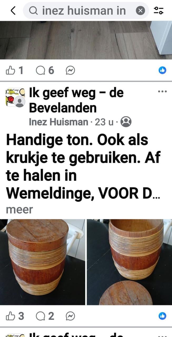 Gratis bijzettafektje/ opberger