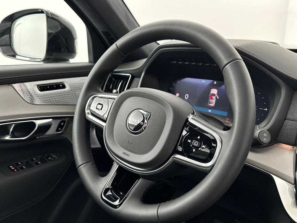 Volvo XC90 t8 awd gt ultra dark executive edition