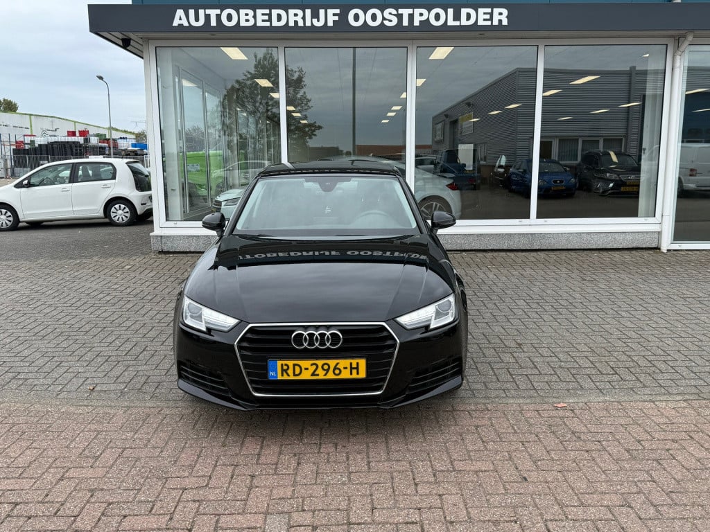 Audi A4 limousine 1.4 tfsi