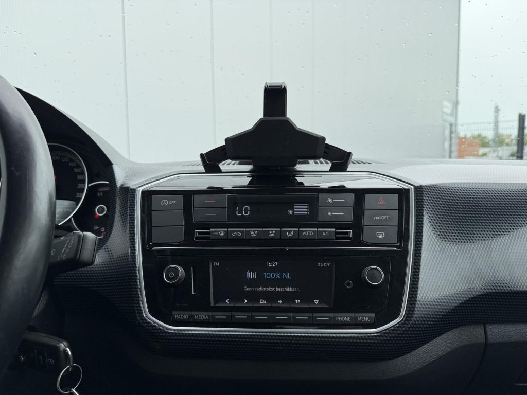 Volkswagen UP! 1.0 65pk 5drs. black style | camera | cruise