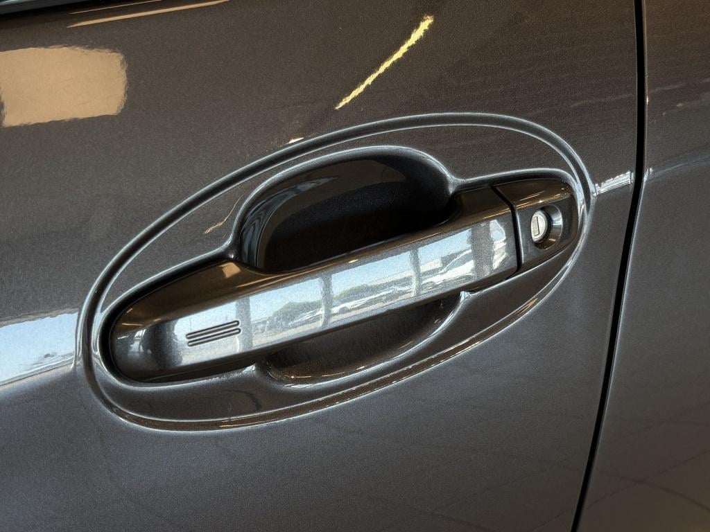 Toyota Yaris 1.5 hybrid dynamic