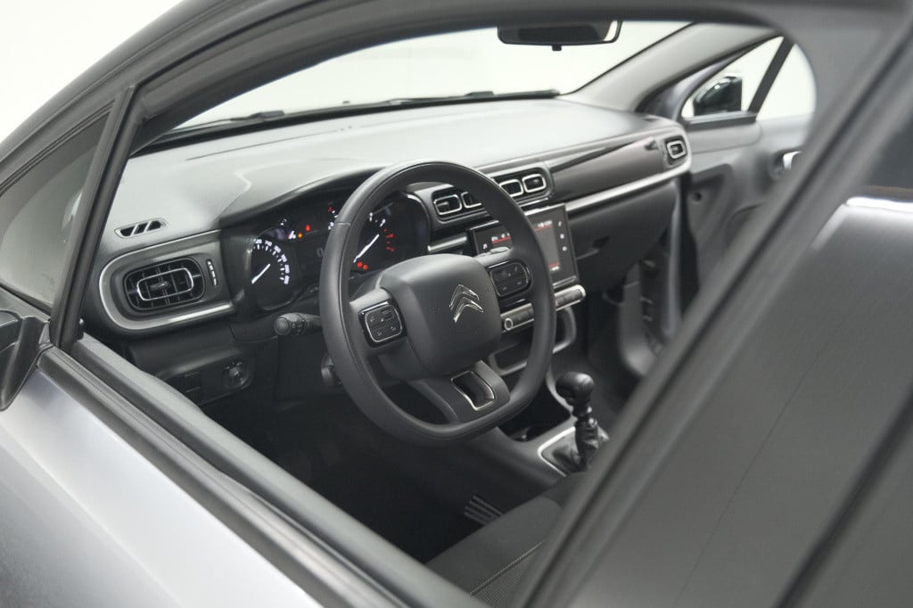 Citroen C3 puretech 110 max | parkeersensoren | apple carplay | climate con