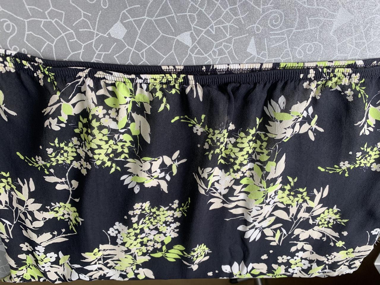 Dames blouse.   Frank Walder.