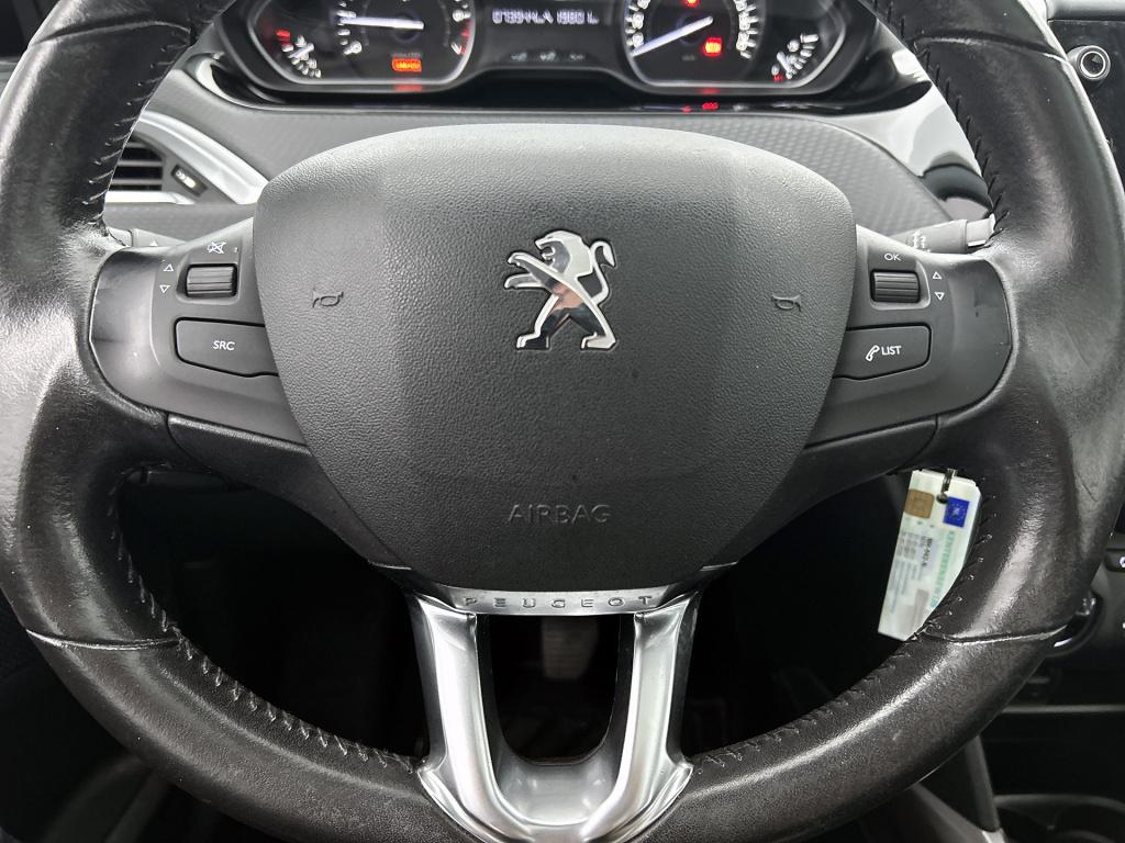 Peugeot 2008 82 pk active | rijklaar | panoramadak | lm velgen | navigatie 
