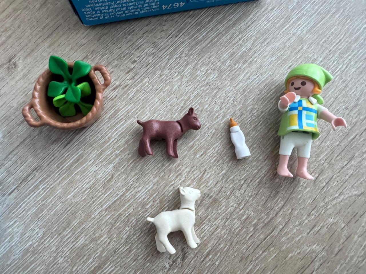 Playmobil 4674 Meisje met geitjes