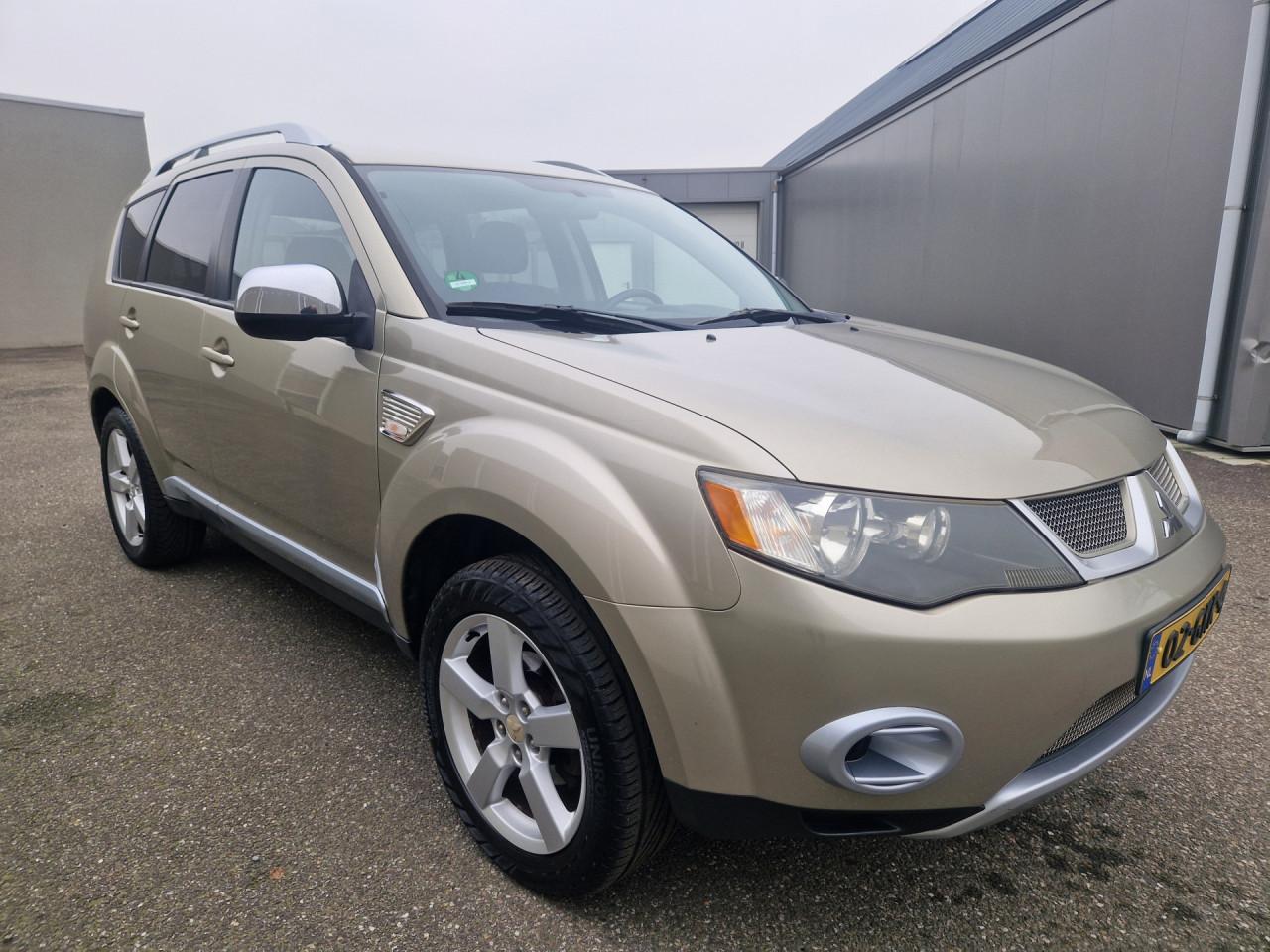 Mitsubishi Outlander 2.4 Intro Edition 2WD