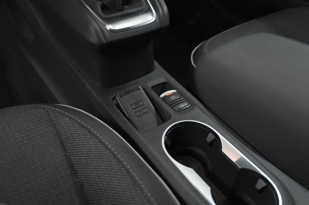 Renault Captur tce 90 techno | 360 camera | 9.3 inch grootscherm | apple ca