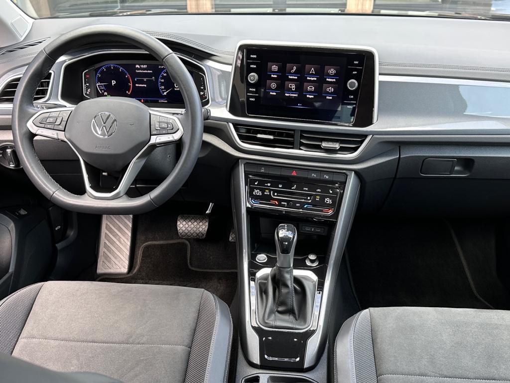 Volkswagen T-roc 1.5 tsi 150pk dsg style carplay | camera | keyless | elek.
