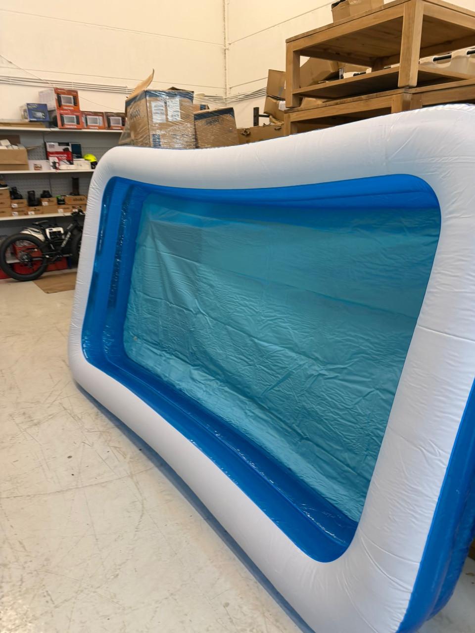 Carruzzo L35A rechthoekig opblaasbaar zwembad.