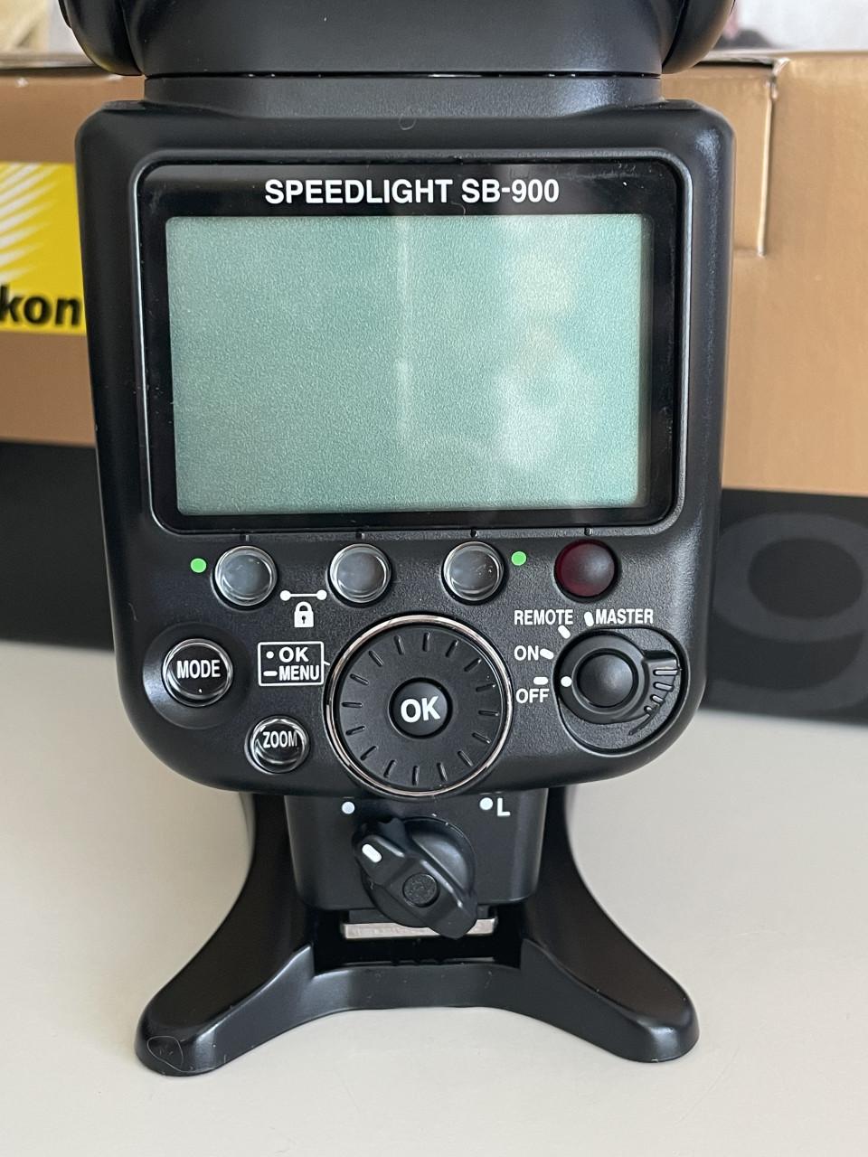 Nikon SB-900 Flitser