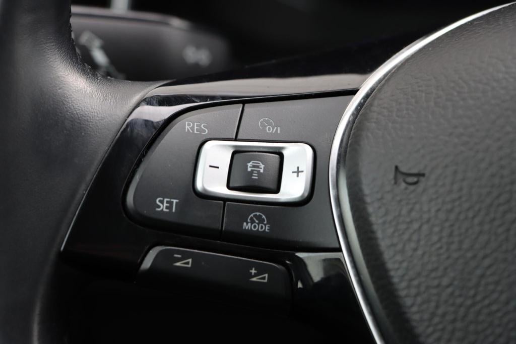 Volkswagen Polo 1.0 tsi highline r-line | stoelverwarming | adaptive