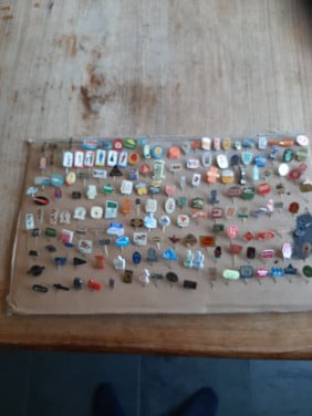 RUIM 150 STUKS , JAREN 50 EN 60 SPELDJES