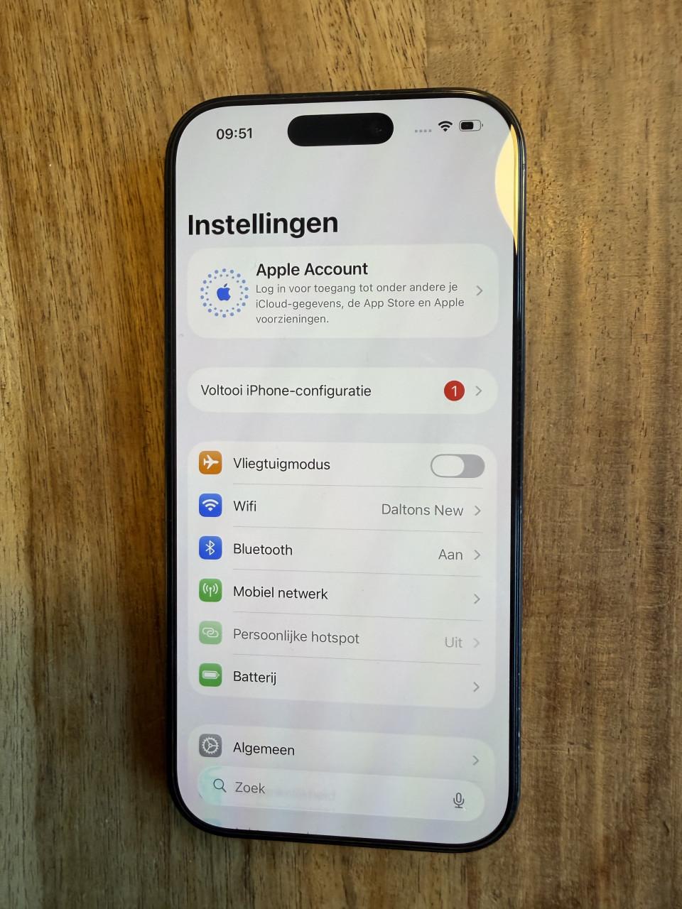 Apple iPhone 16 PRO 256GB met doos en kabel
