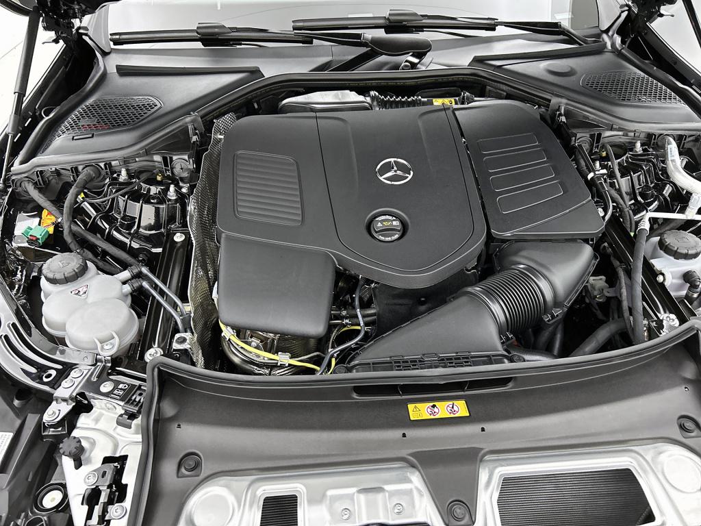 Mercedes-Benz E-Klasse 300 e sport edition | premium plus pakket | winterpa