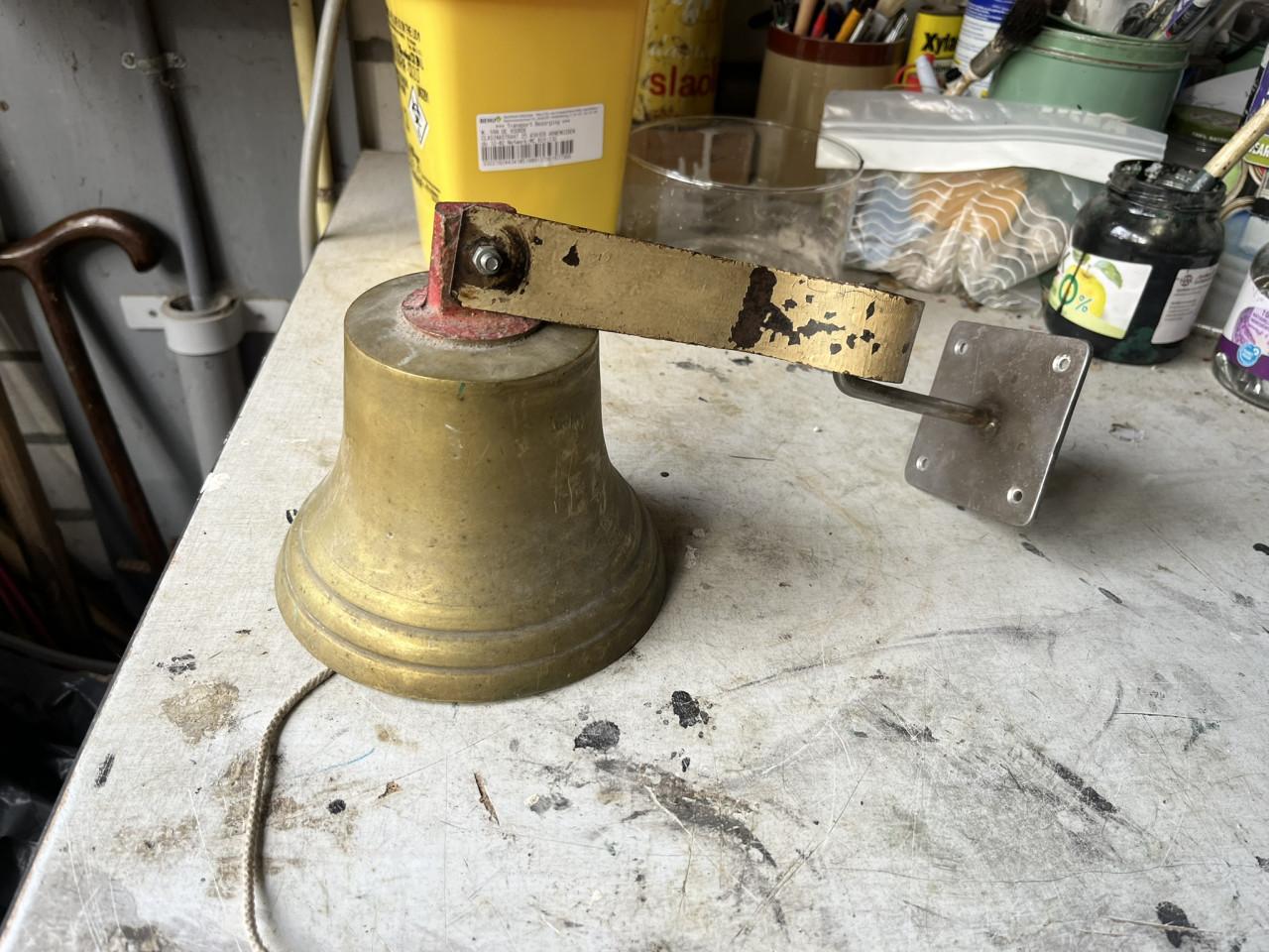 Scheeps - Deurbel met veer Antiek